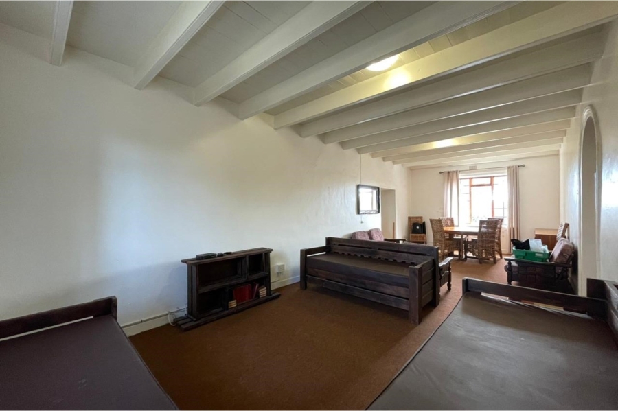5 Bedroom Property for Sale in Stompneus Bay Western Cape